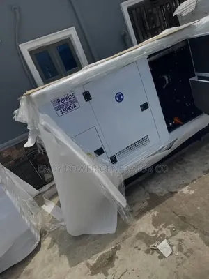 Original Copper Coil Soundproof Perkins Diesel 150kva Engine