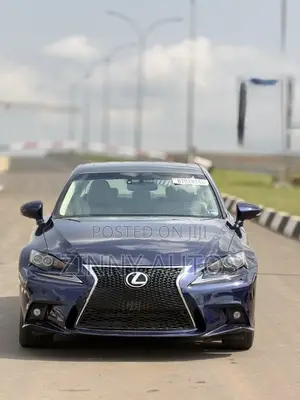 Lexus IS 2014 Blue