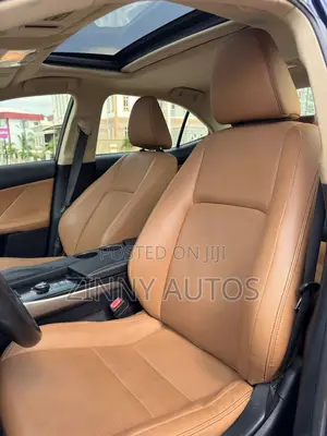 Lexus IS 2014 Blue