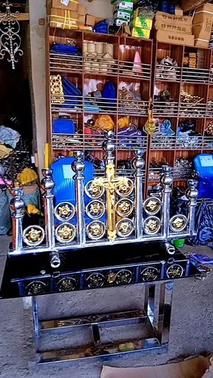 Seven Alter Stand