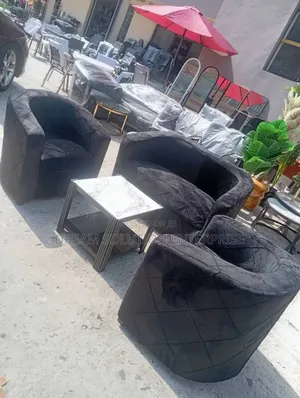 Quality Two Single Seater and One Double Seater Bucket Sofa
