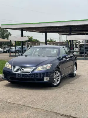 Lexus ES 2012 Blue