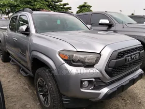 Toyota Tacoma 4dr Double Cab 2016 Silver