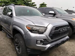 Toyota Tacoma 4dr Double Cab 2016 Silver