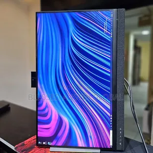 27 Inches Dell Frameless Ips Display Monitor