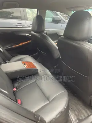 Toyota Corolla 2011 Black