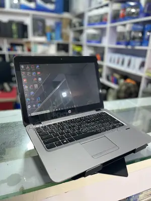 Laptop HP EliteBook 820 G3 8GB Intel Core i5 HDD 500GB