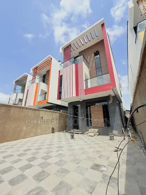 4bdrm Duplex in Secured Estate, Adeniyi Jones for sale