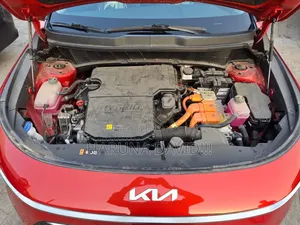 Kia Niro Plug-In Hybrid 2023 Red