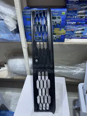 Front Bumper Grille Down for Mitsubishi Outlander 2024