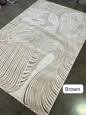 Royal Crown Center Rug