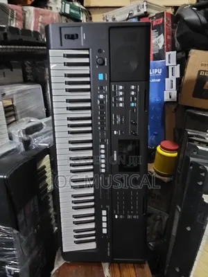 Yamaha Keyboard PSR E 483