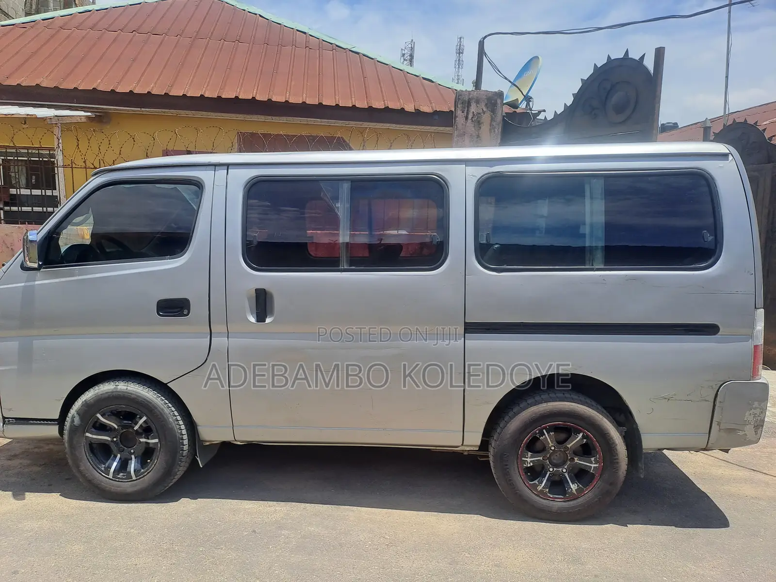 Nissan Caravan (Urvan) 2010 Grey