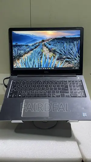 Laptop Dell Vostro 15 5568 8GB Intel Core i5 SSD 256GB