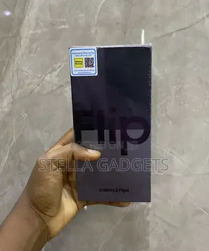 New Samsung Galaxy Z Flip4 256 GB Purple