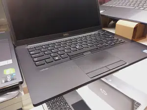 Laptop Dell Latitude 7400 8GB Intel Core i5 SSD 256GB