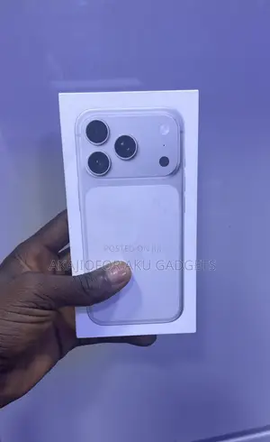 New Apple iPhone 17 Pro 256 GB White