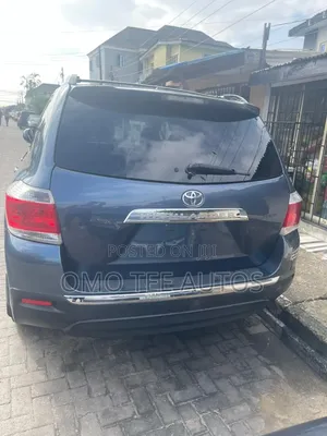 Toyota Highlander Limited 2012 Blue