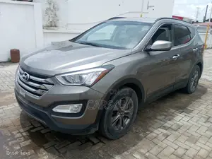 Hyundai Santa Fe 2015 Gray
