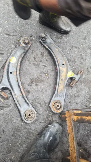 Low Arm Nissan Rogue 2008