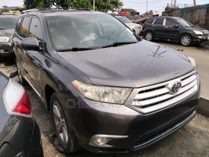 Toyota Highlander 2012 Gray