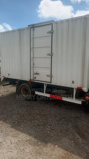 5 Tons Covered Body Howo