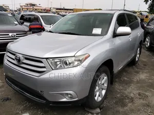 Toyota Highlander 2012 Silver