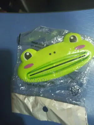 Cartoon Toothpaste Squeezer/Dispenser