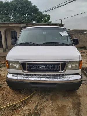 Ford E350 2007 White