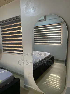 Mirror Available for Sale in Perfect Condition