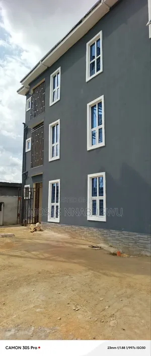 1bdrm Block of Flats in Elelenwo Estate for rent