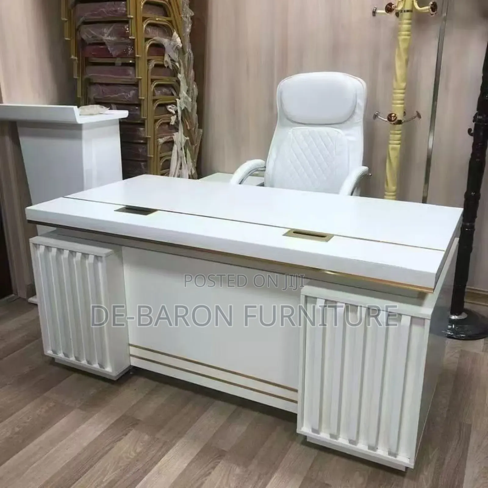Senior Executive Office Table 1.6miter