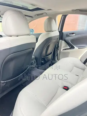 Lexus IS 250 2012 Silver