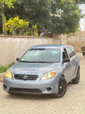 Toyota Matrix Hatchback FWD (1.8L 4cyl 5M) 2006 Blue