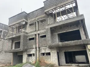 4bdrm Duplex in Life Camp for sale