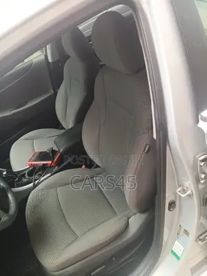 Hyundai Sonata GLS Sedan FWD (2.4L 4cyl 6A) 2011 Silver