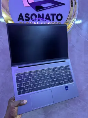 Laptop HP ZBook Power G9 i7 16GB Intel Core i7 SSD 512GB
