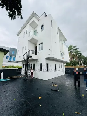 4bdrm Duplex in Adeniyi Jones for sale