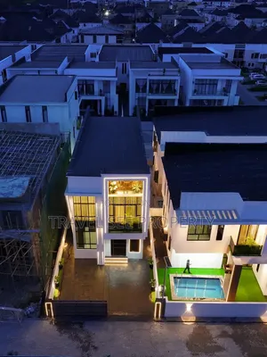 Furnished 5bdrm Mansion in Private Estate Lekki for sale