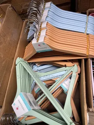 High Quality Cloth Hanger Colours 10pcs