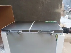 400 Liters Double Door Scanfrost Chest Freezer With 3yrs Warranty