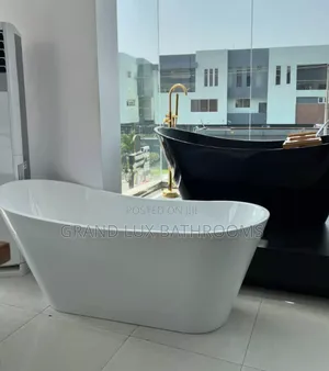 Modern White Freestanding Slipper Bathtub