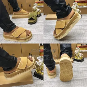 Ugg Cross Slippers