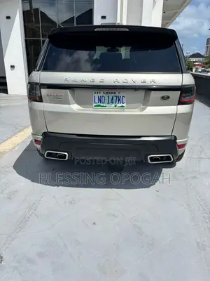 Land Rover Range Rover Sport 2015 Gold