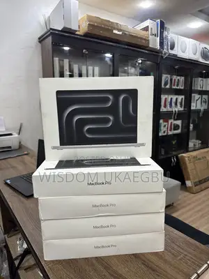 New Laptop Apple MacBook Pro 2025 M5 14-inch 32GB Apple M5 SSD 2T