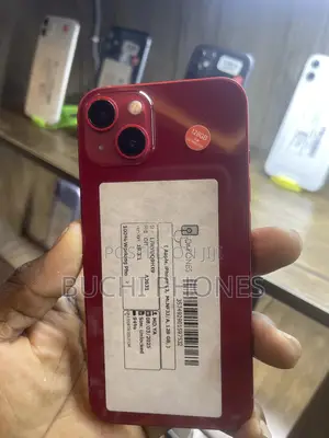 Apple iPhone 13 128 GB Red