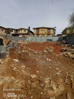 Land Measuring 638sqm Inside An Estate Off College Road