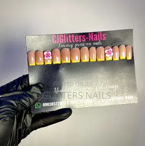 Luxury Press on Nails