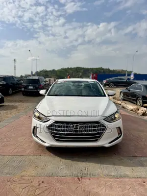 Hyundai Elantra 2018 White