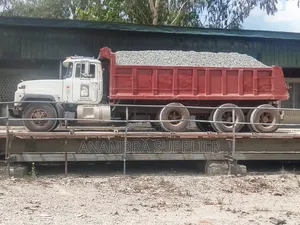 30 Tons Sharp Strong Granite Chippings